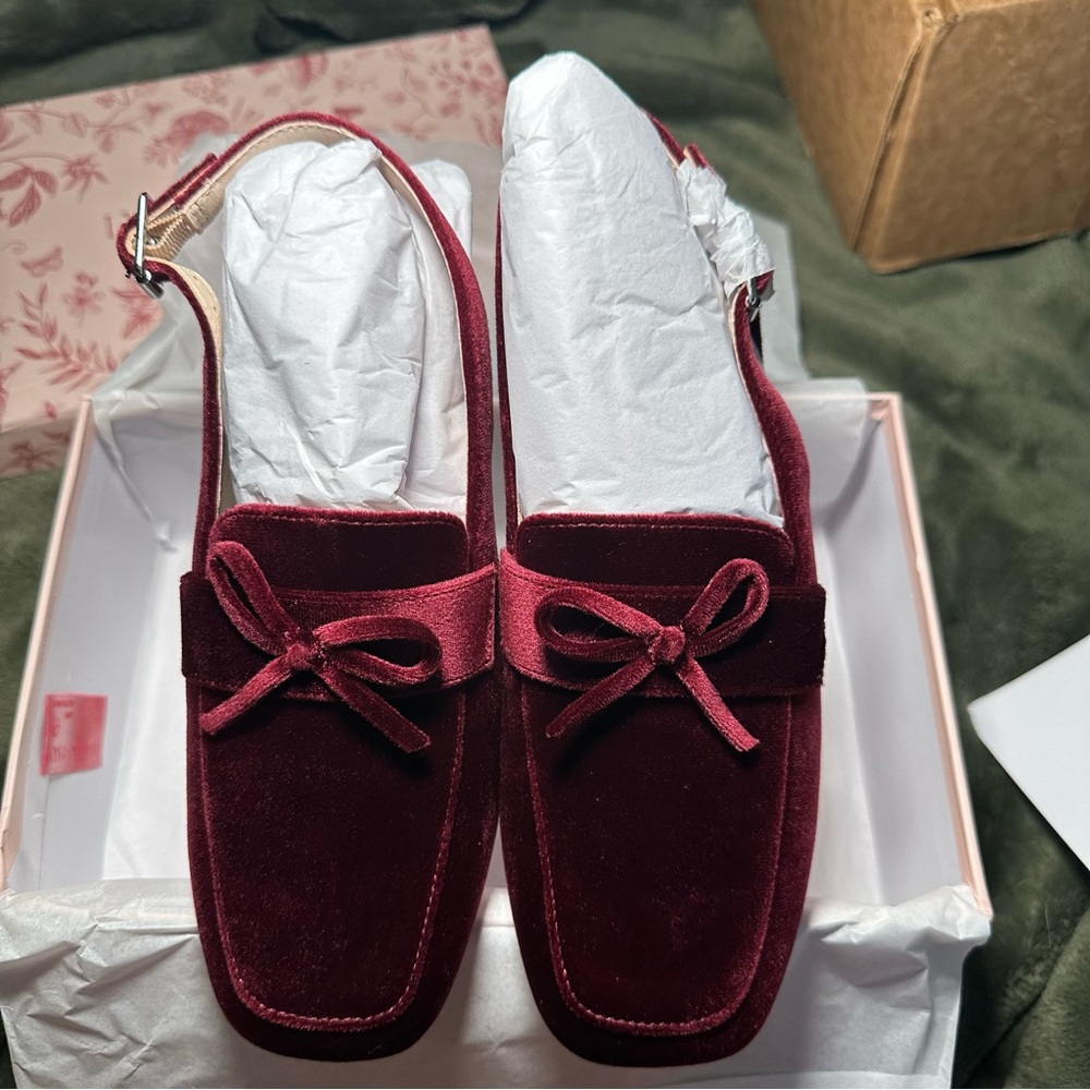 IVY CITY CO BOW LOAFER IN WINE - Velvet Burgundy Loafers - BNIB